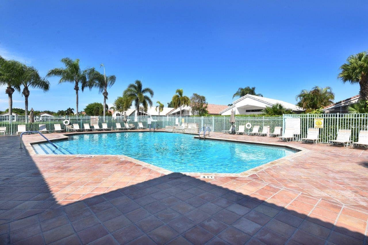 22687 Royal Crown Terrace E, Boca Raton, Boca Raton, FL 33433 42-web-or-mls-Cresant Lakes (7)