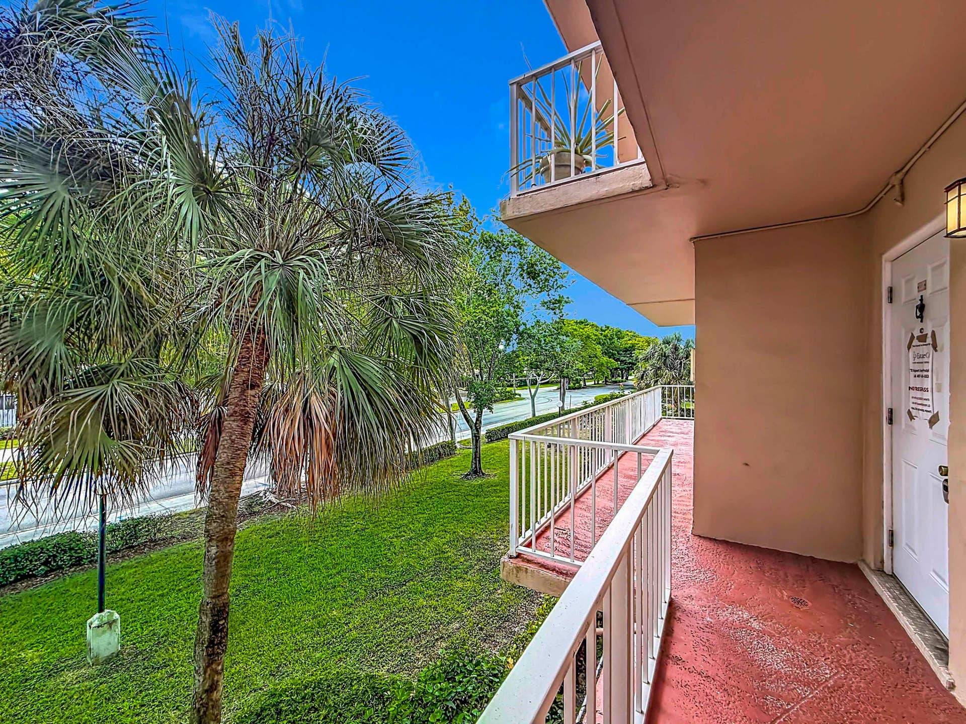 2850 Forest Hills Boulevard #212-18