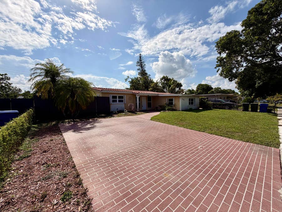 Property photo for 1410 N 67th Terrace, Hollywood, FL