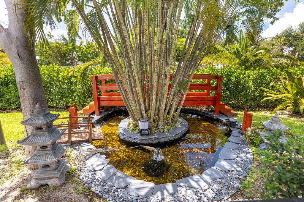 290 NW 6th Street, Boca Raton