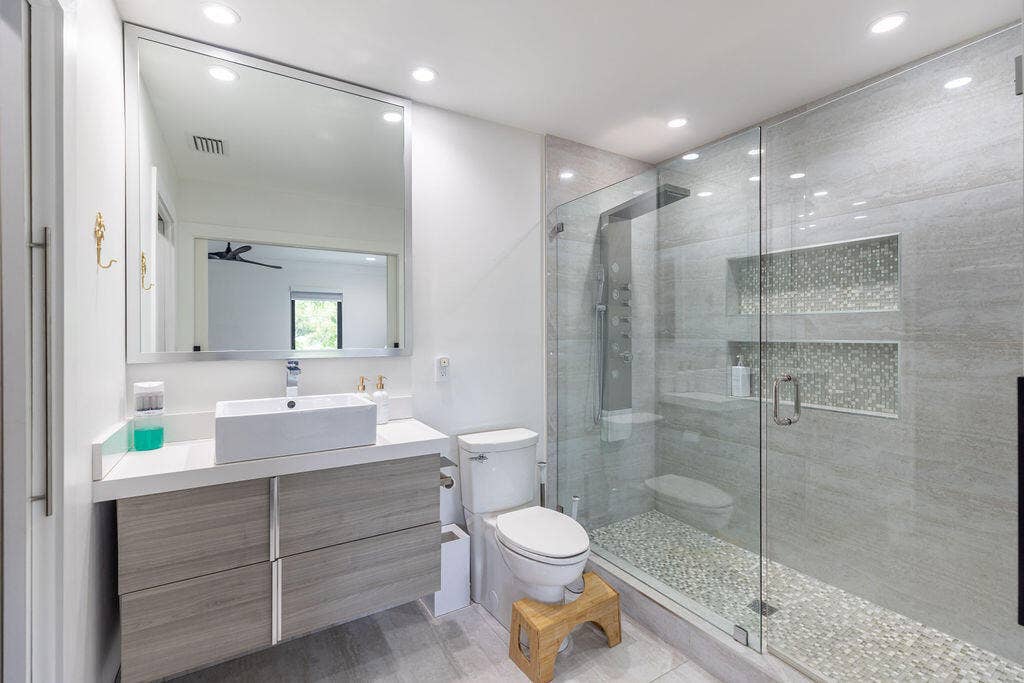 290 NW 6th Street, Boca Raton
