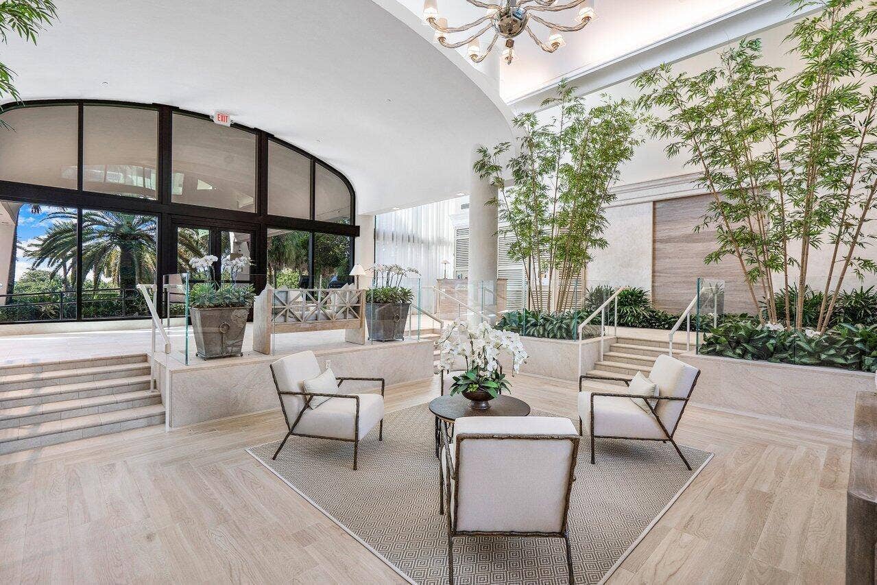 2000 S Ocean Boulevard, #103, Palm Beach, FL 33480 2000 Lobby
