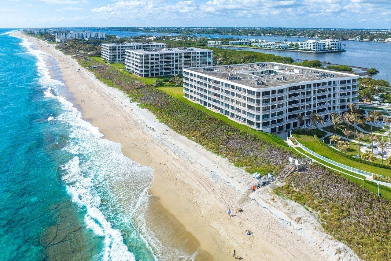2000 S Ocean Boulevard, #103, Palm Beach, FL 33480 Aerial Looking South