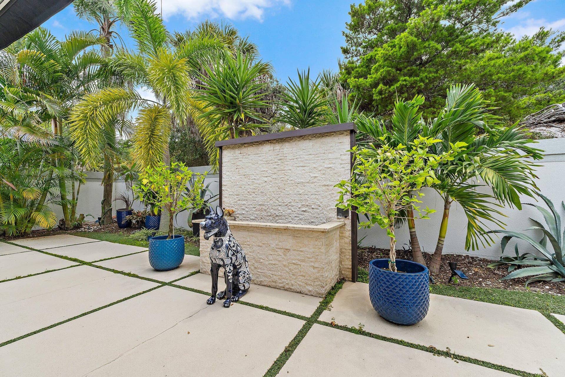 126 Seashore Drive, Jupiter, FL 33477 029-126SeashoreDr-Jupiter-SMALL