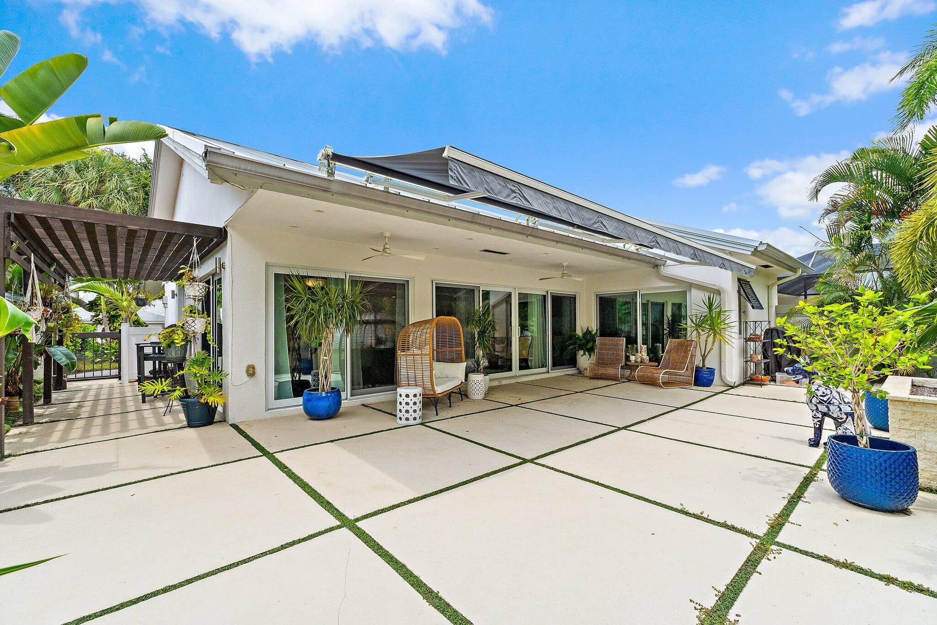 126 Seashore Drive, Jupiter, FL 33477 034-126SeashoreDr-Jupiter-SMALL