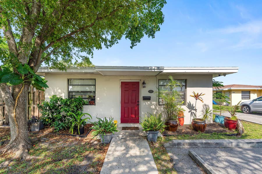 Property photo for 1717 NE 3rd Avenue, Delray Beach, FL