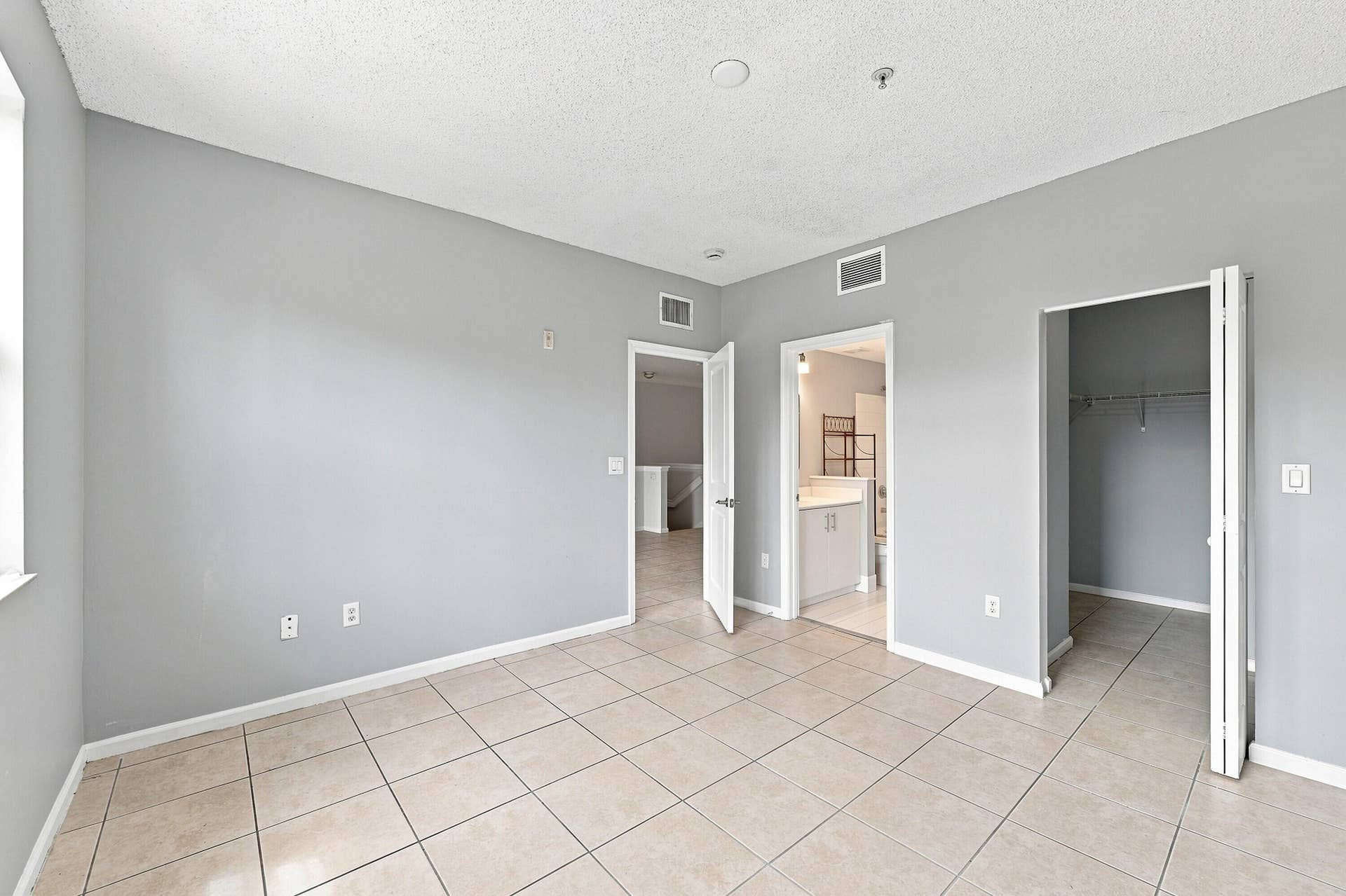5860 W Sample Road, #307, Coral Springs, FL 33067 22_bedroom