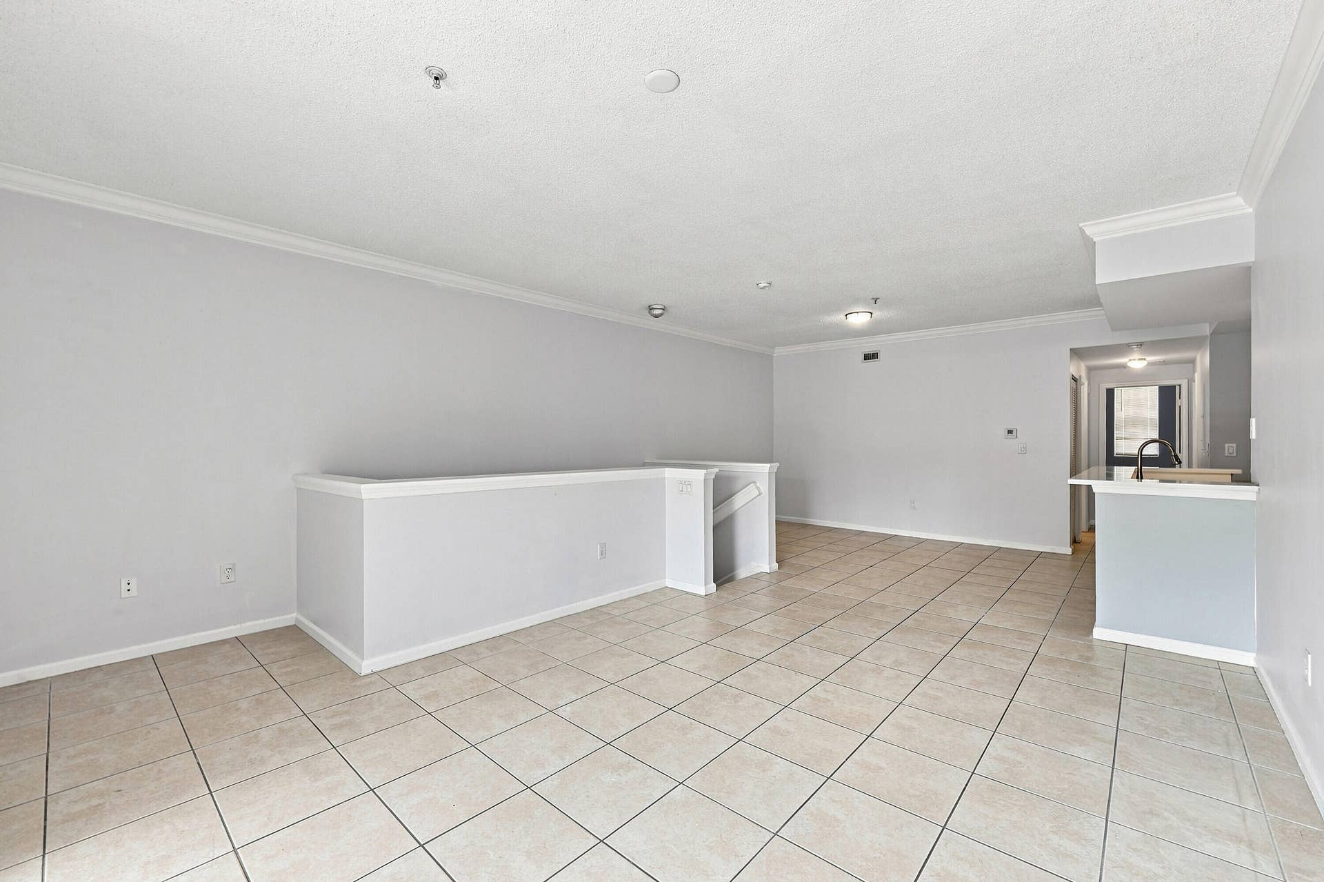 5860 W Sample Road, #307, Coral Springs, FL 33067 11_living room