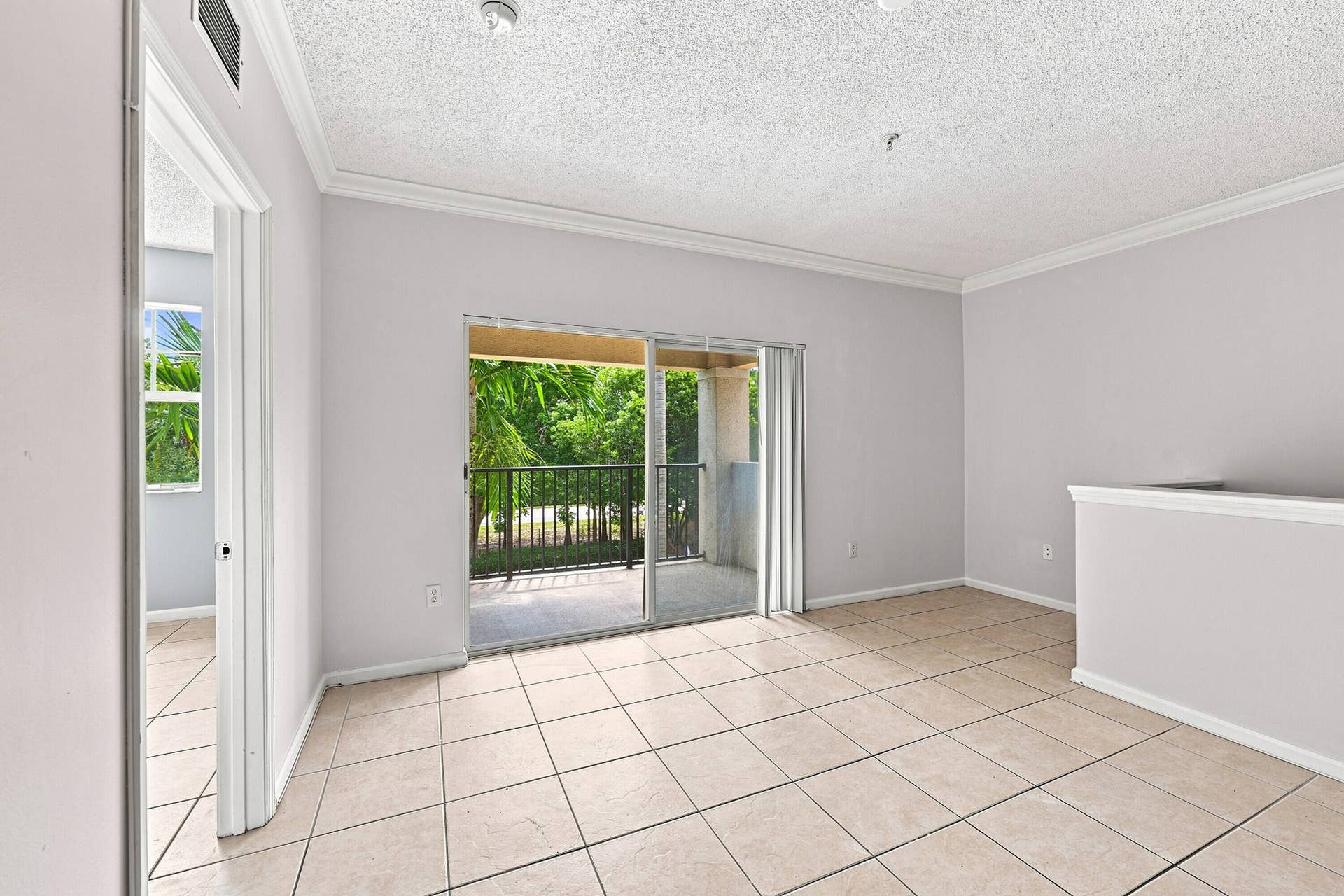 5860 W Sample Road, #307, Coral Springs, FL 33067 12_living room