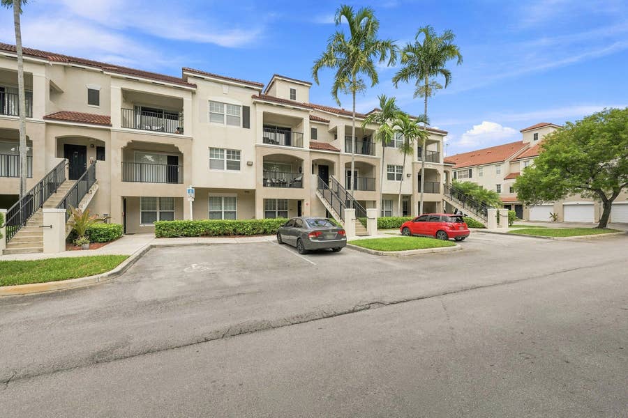 Property photo for 5860 W Sample Road, #307, Coral Springs, FL