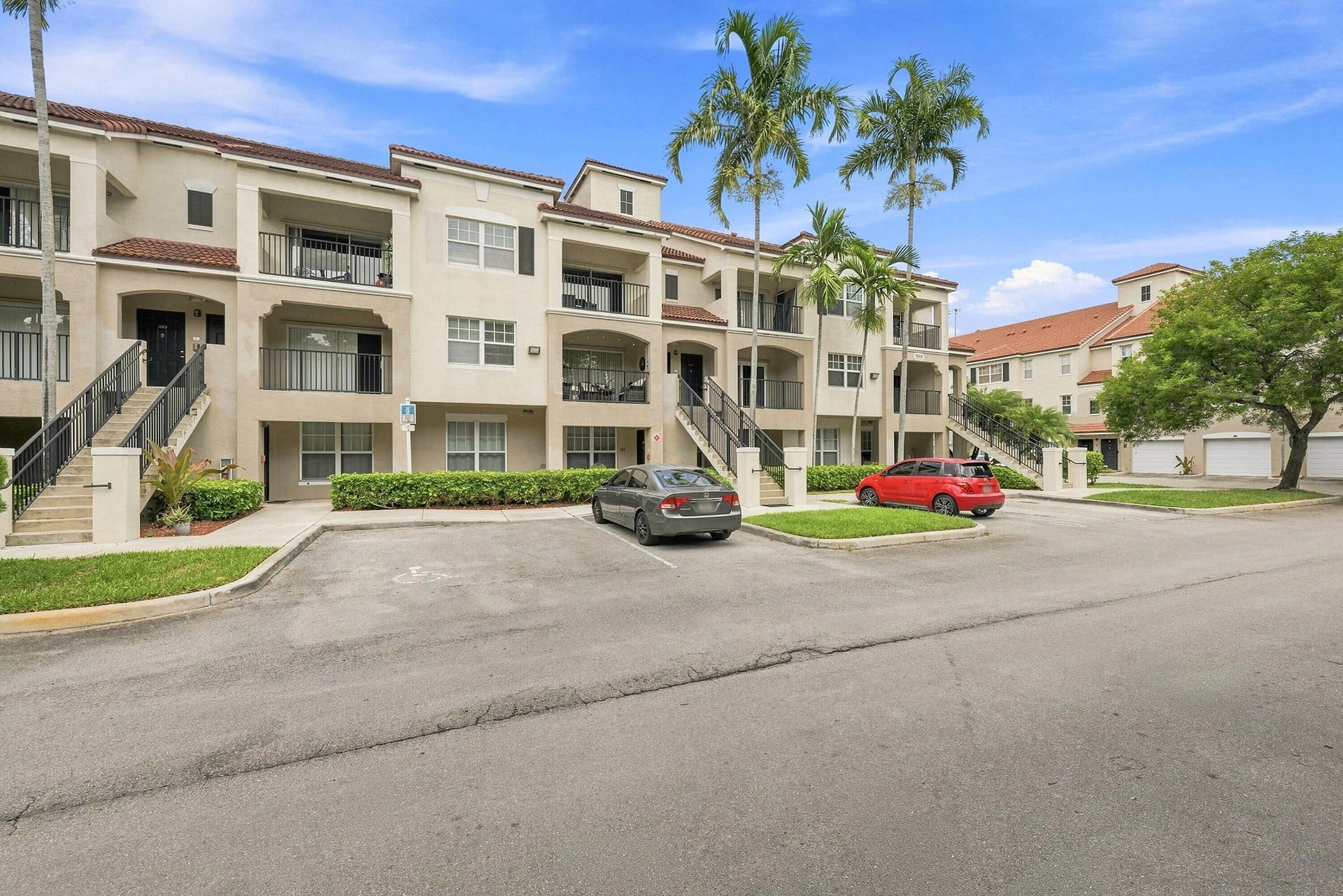5860 W Sample Road, #307, Coral Springs, FL 33067 01_property exterior