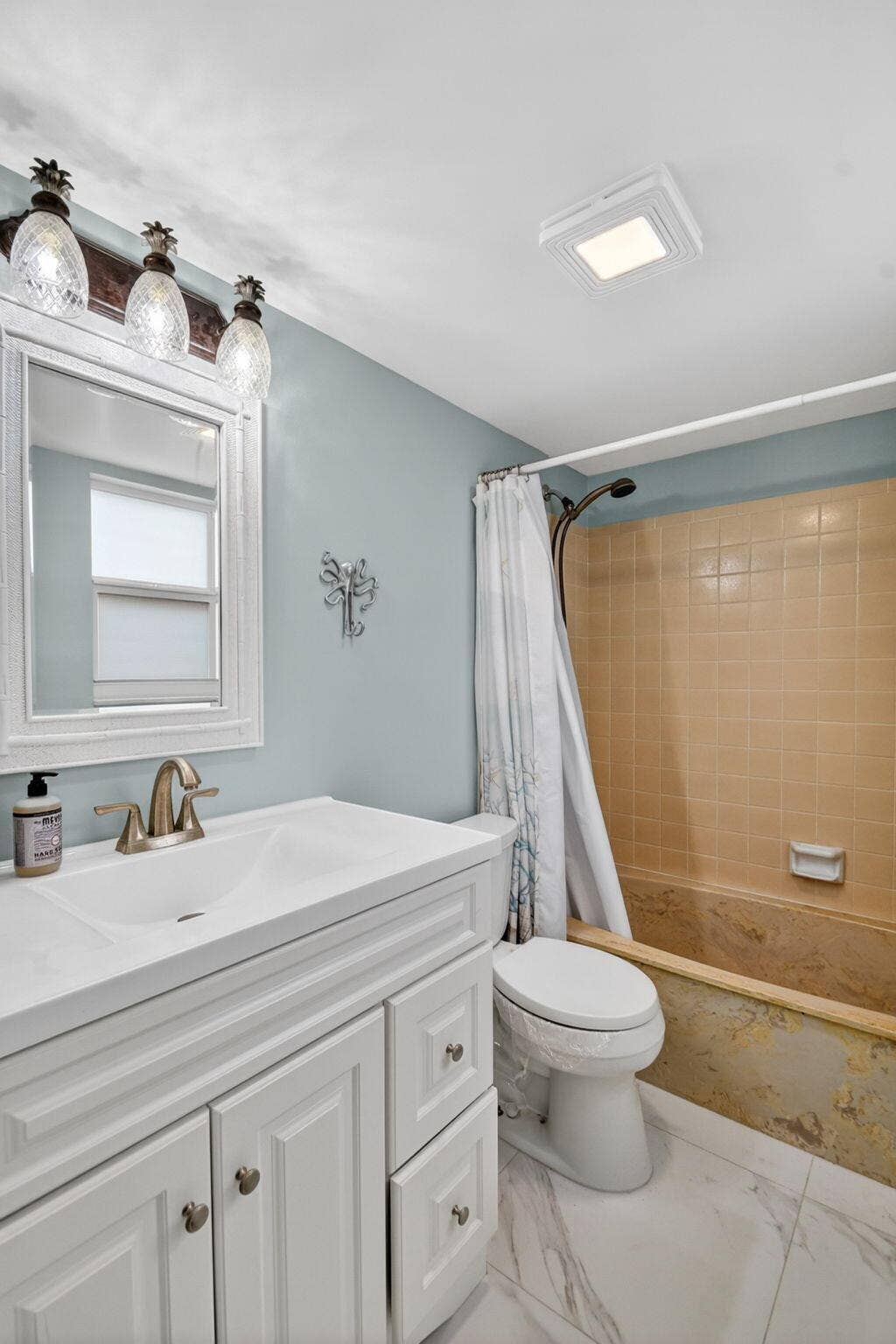 3601 S Ocean Boulevard, #104, South Palm Beach, FL 33480 2nd bath