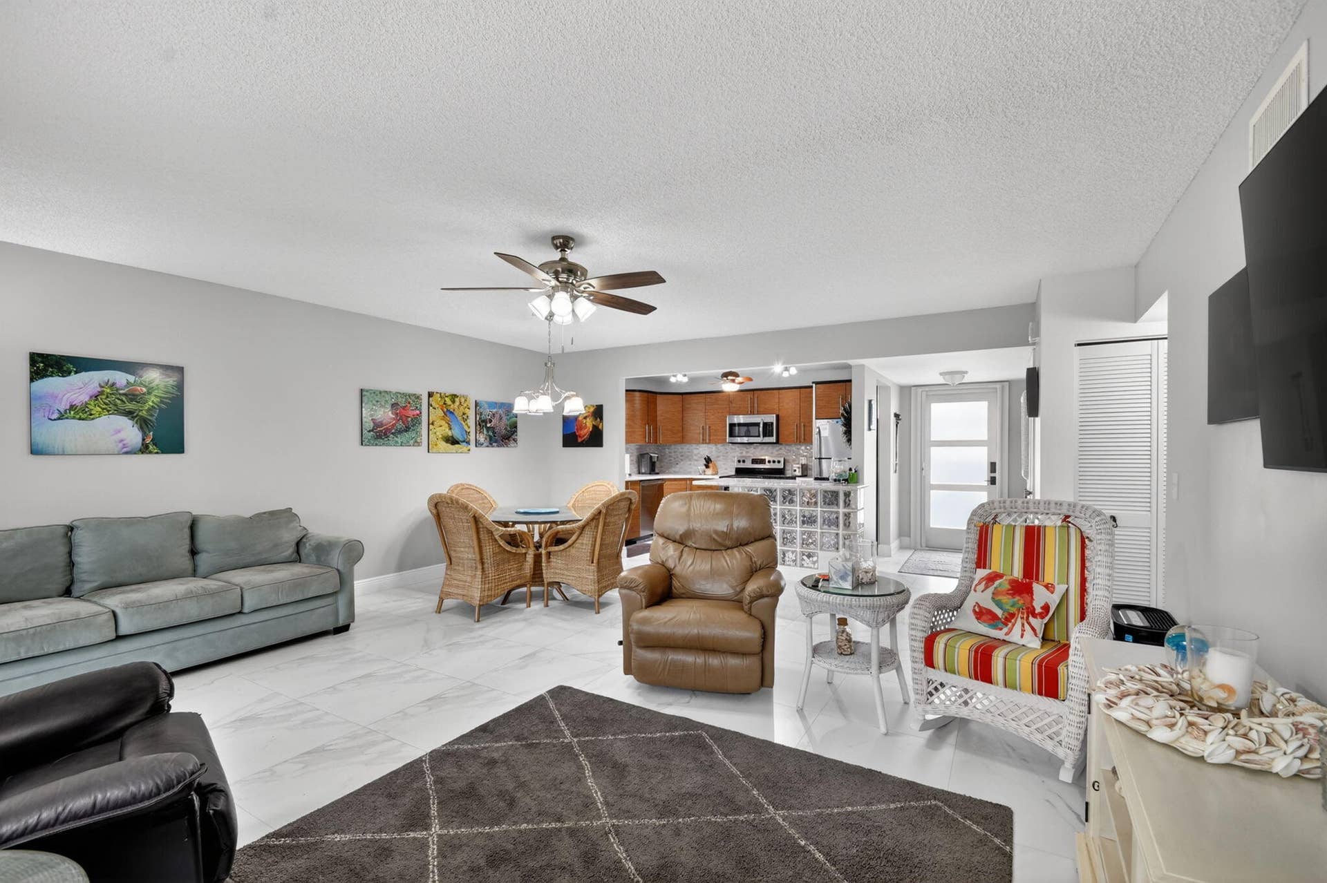 3601 S Ocean Boulevard, #104, South Palm Beach, FL 33480 living room