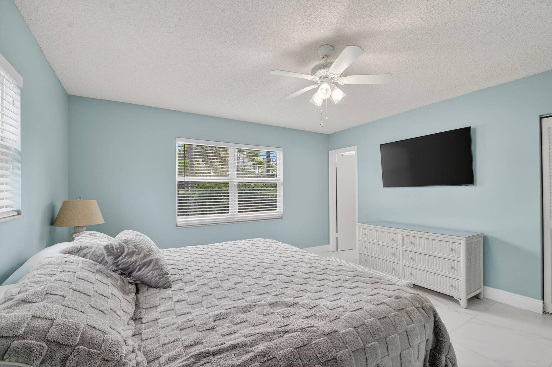 3601 S Ocean Boulevard, #104, South Palm Beach, FL 33480 primary bedroom