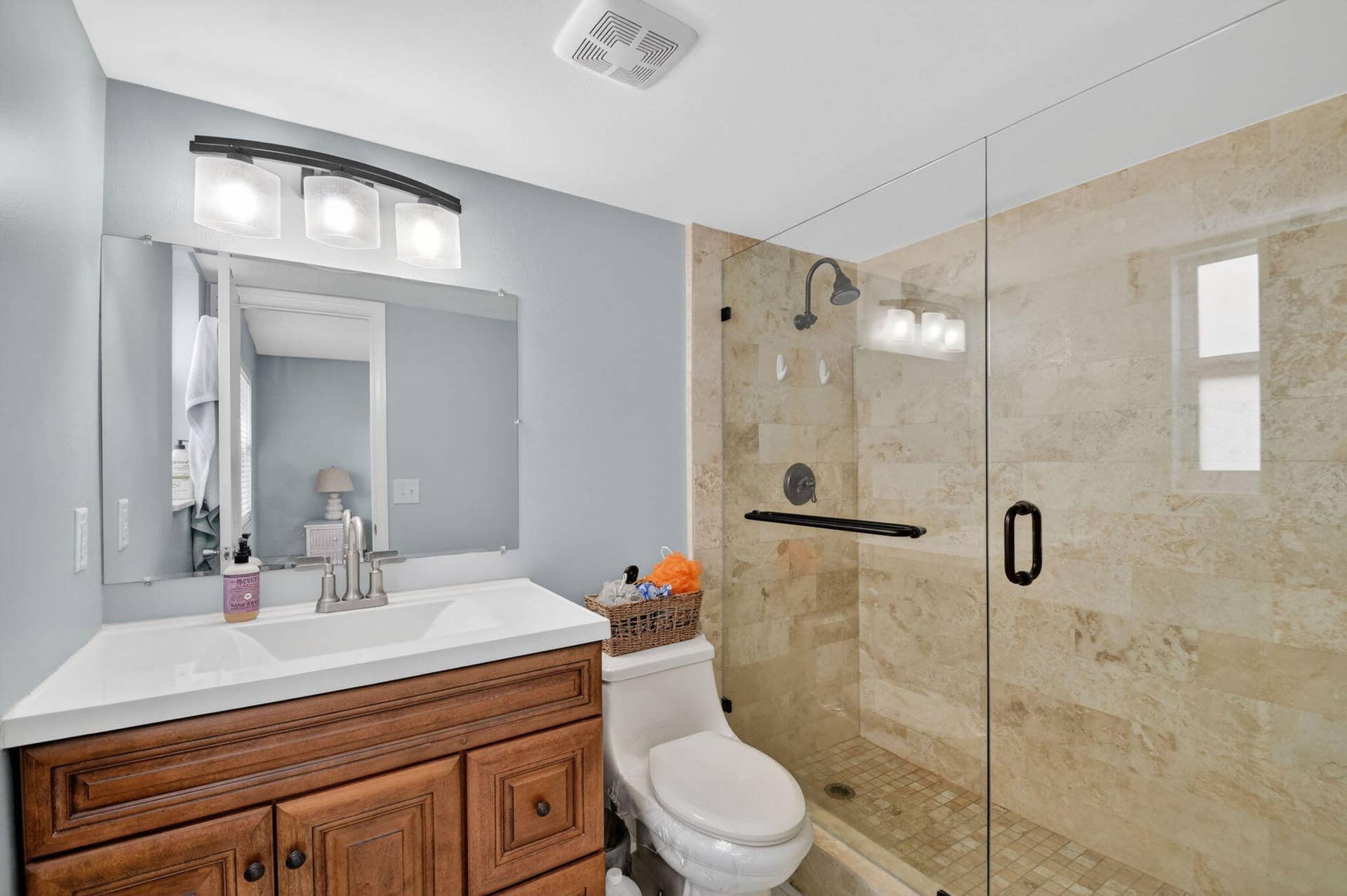 3601 S Ocean Boulevard, #104, South Palm Beach, FL 33480 primary bath