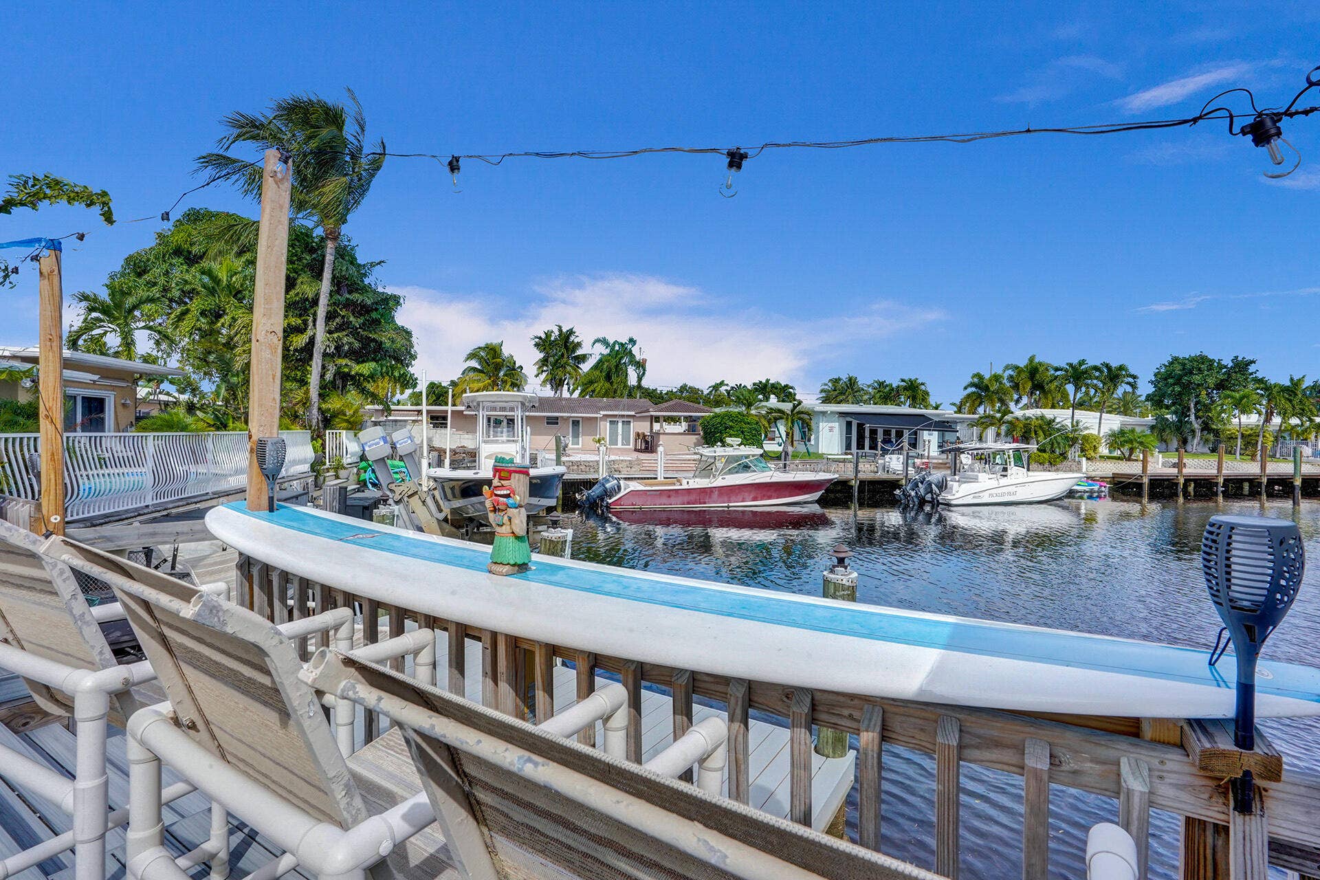 201 SE 11th Street, Pompano Beach, FL 33060 90-ROY09682