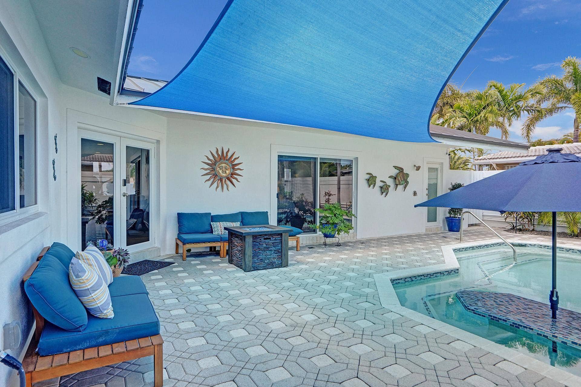 201 SE 11th Street, Pompano Beach, FL 33060 77-ROY07562