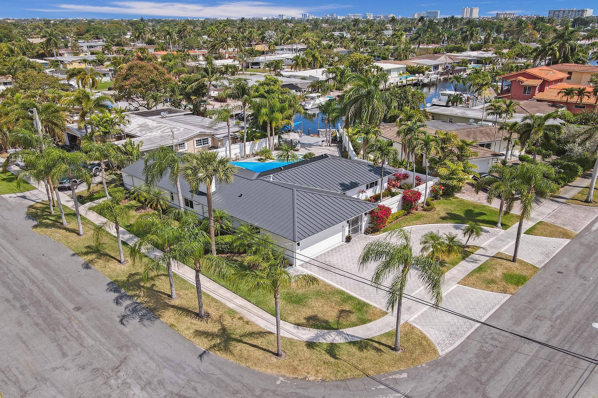 201 SE 11th Street, Pompano Beach, FL 33060 10-DJI_0962