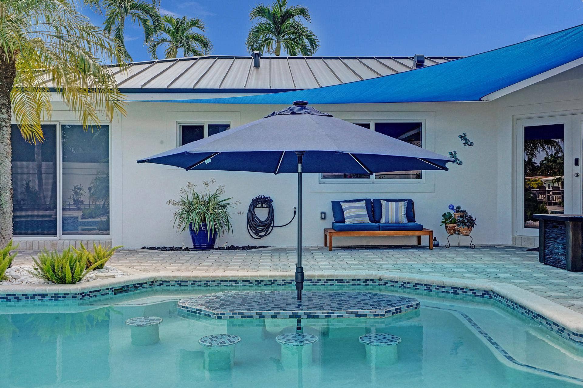 201 SE 11th Street, Pompano Beach, FL 33060 80-ROY07574