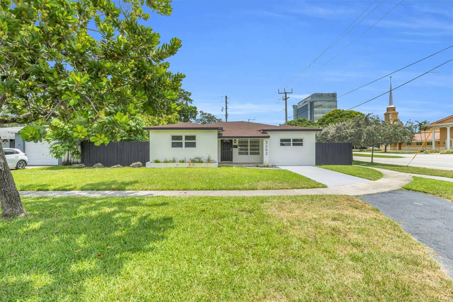 Property photo for 3262 Pierce Street, Hollywood, FL