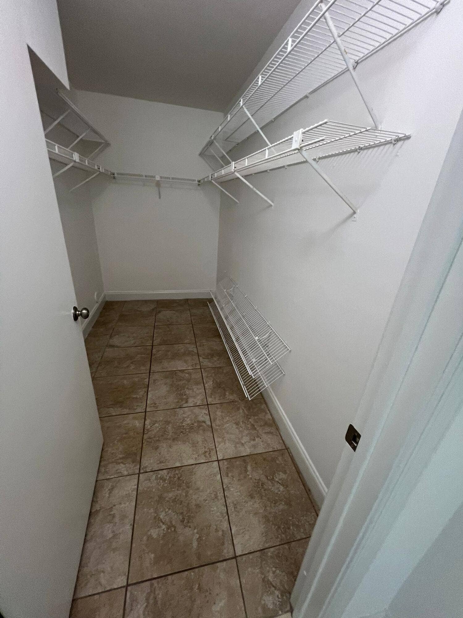 3650 N 56th Avenue, #504, Hollywood, Hollywood, FL 33021 40152fea-b410-4c6f-b0d1-cddda8dc4292