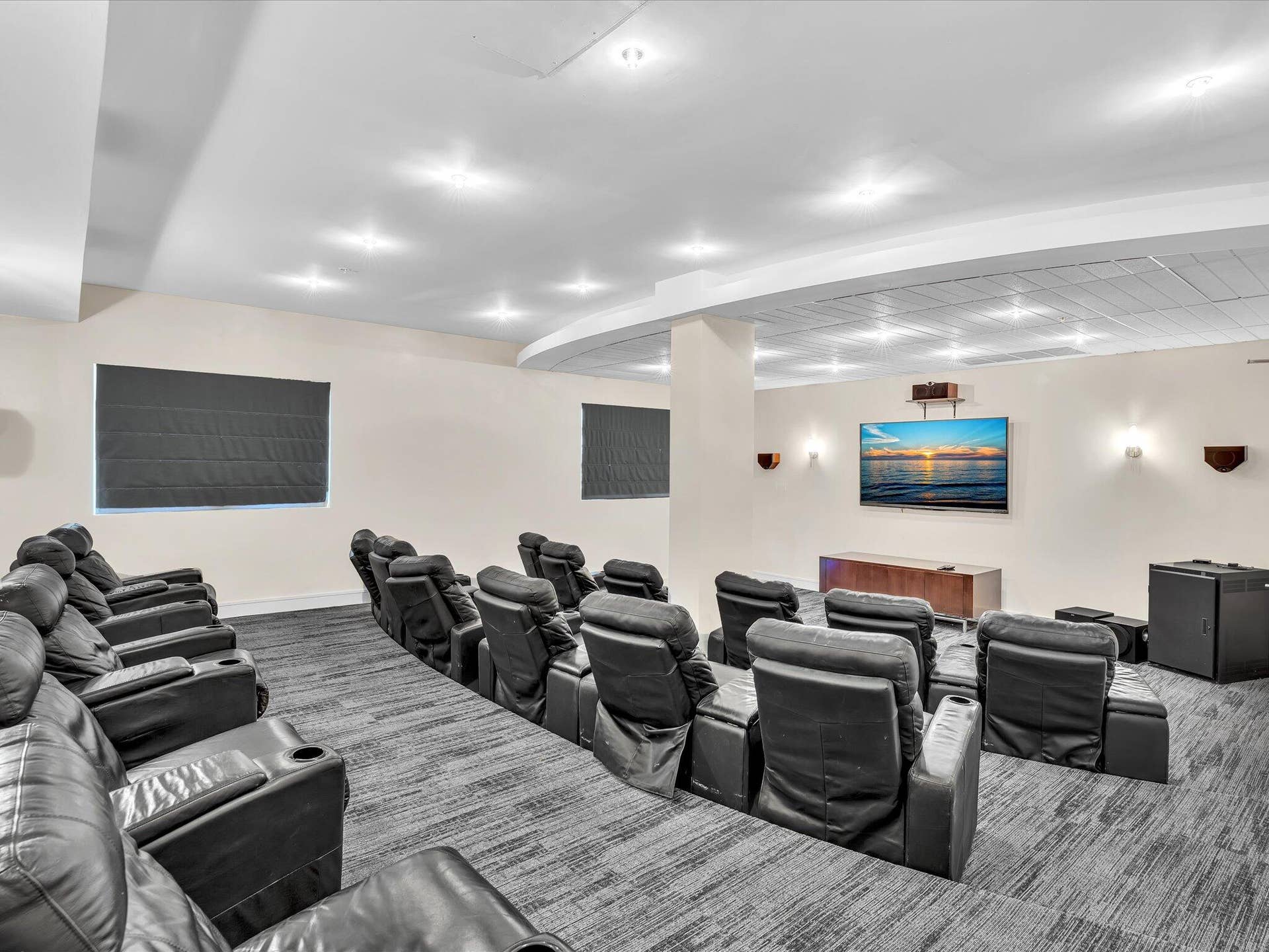 3901 S Ocean Drive, #3j, Hollywood, Hollywood, FL 33019 Movie theater