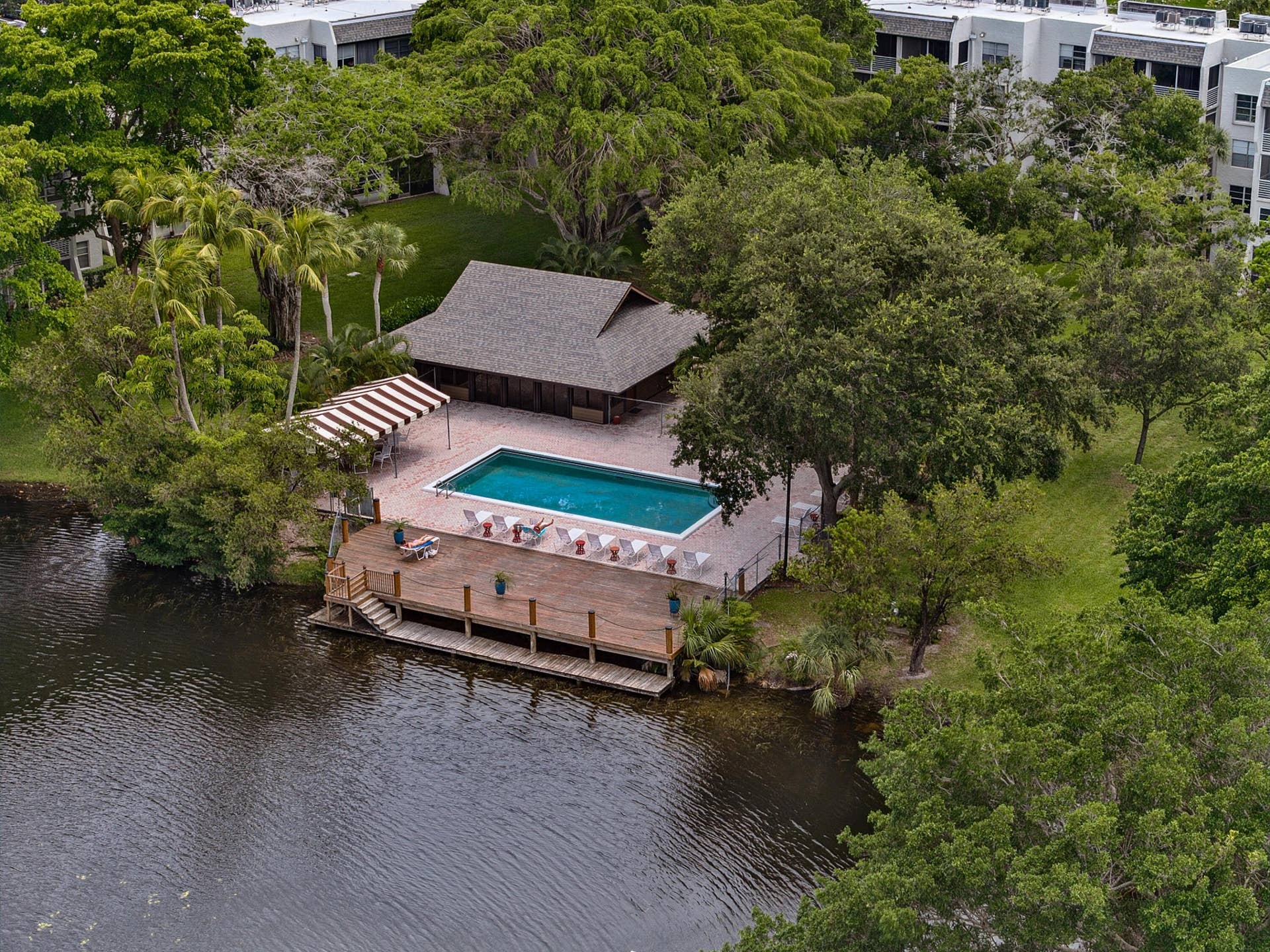 9420 Poinciana Place, #108, Davie, FL 33324 Pool offers sun and shade