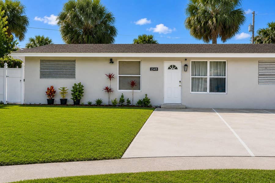 Property photo for 1545 S 24th Court, West Palm Beach, FL
