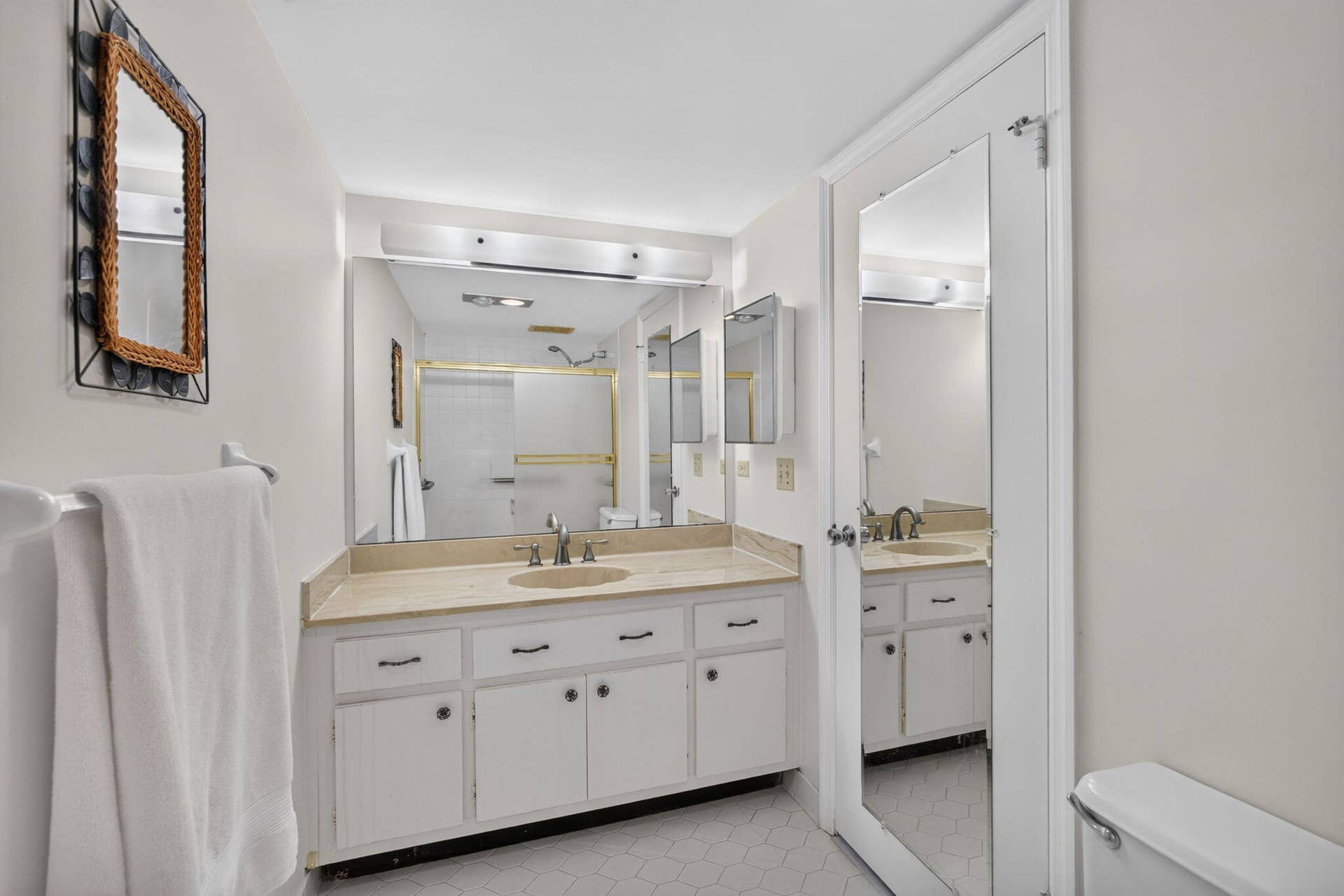 1208 Marine Way, #205, North Palm Beach, FL 33408 2 1/2 baths total