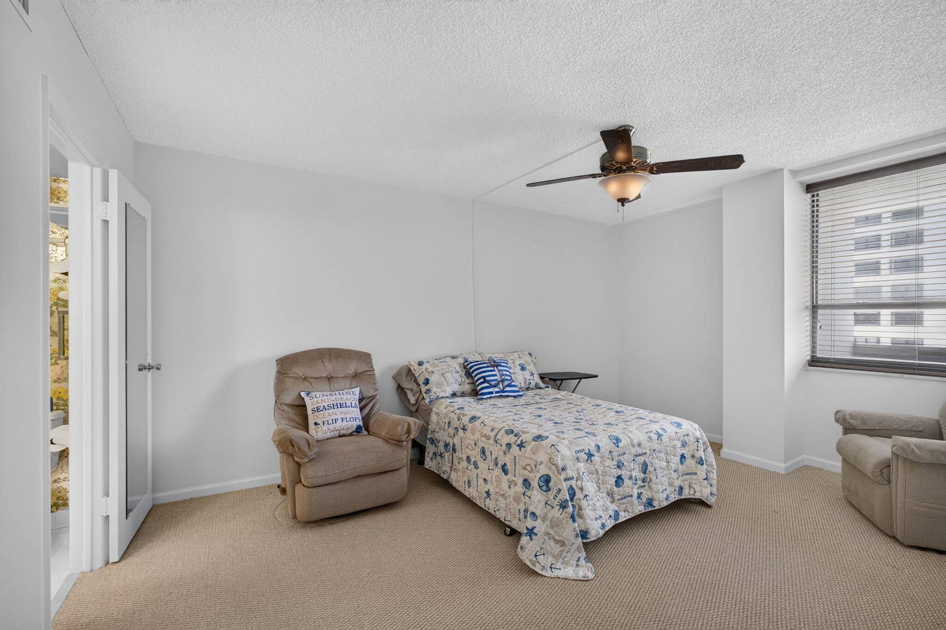 1208 Marine Way, #205, North Palm Beach, FL 33408 Guest suite
