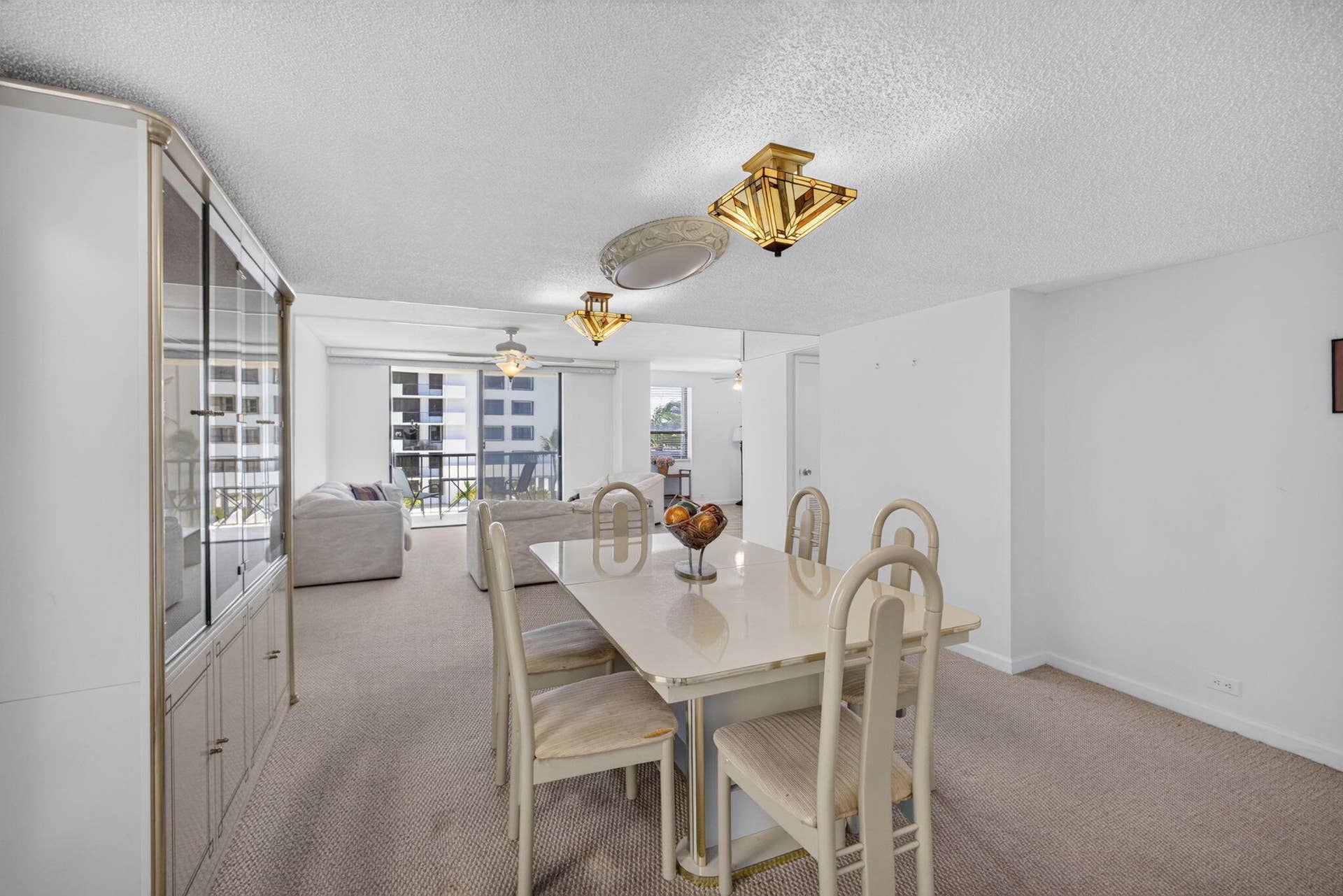 1208 Marine Way, #205, North Palm Beach, FL 33408 Dining room