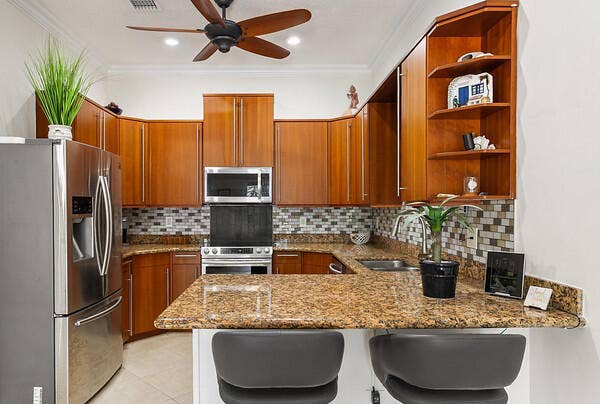 Breakfast Bar
