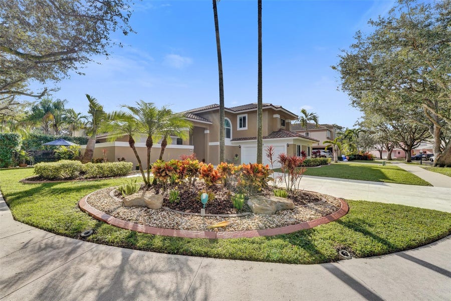 Property photo for 11300 Knot Way, Cooper City, FL