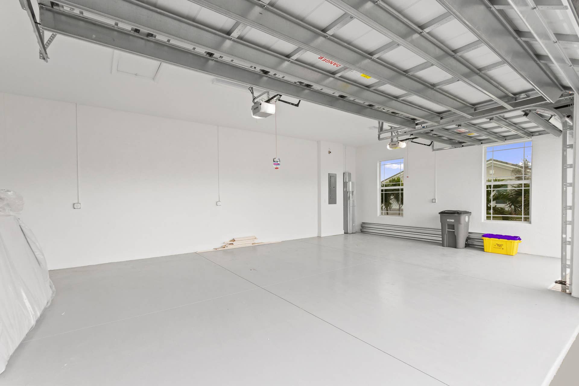 3-Car Garage