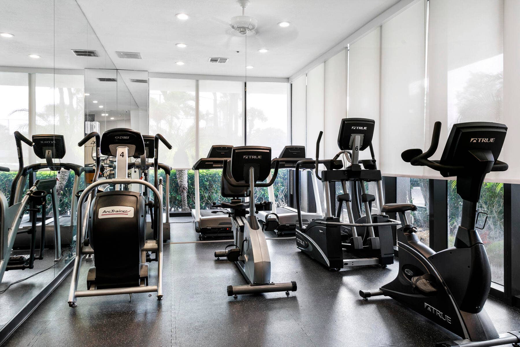 5510 N Ocean Drive, #12a, Singer Island, FL 33404 Fitness center