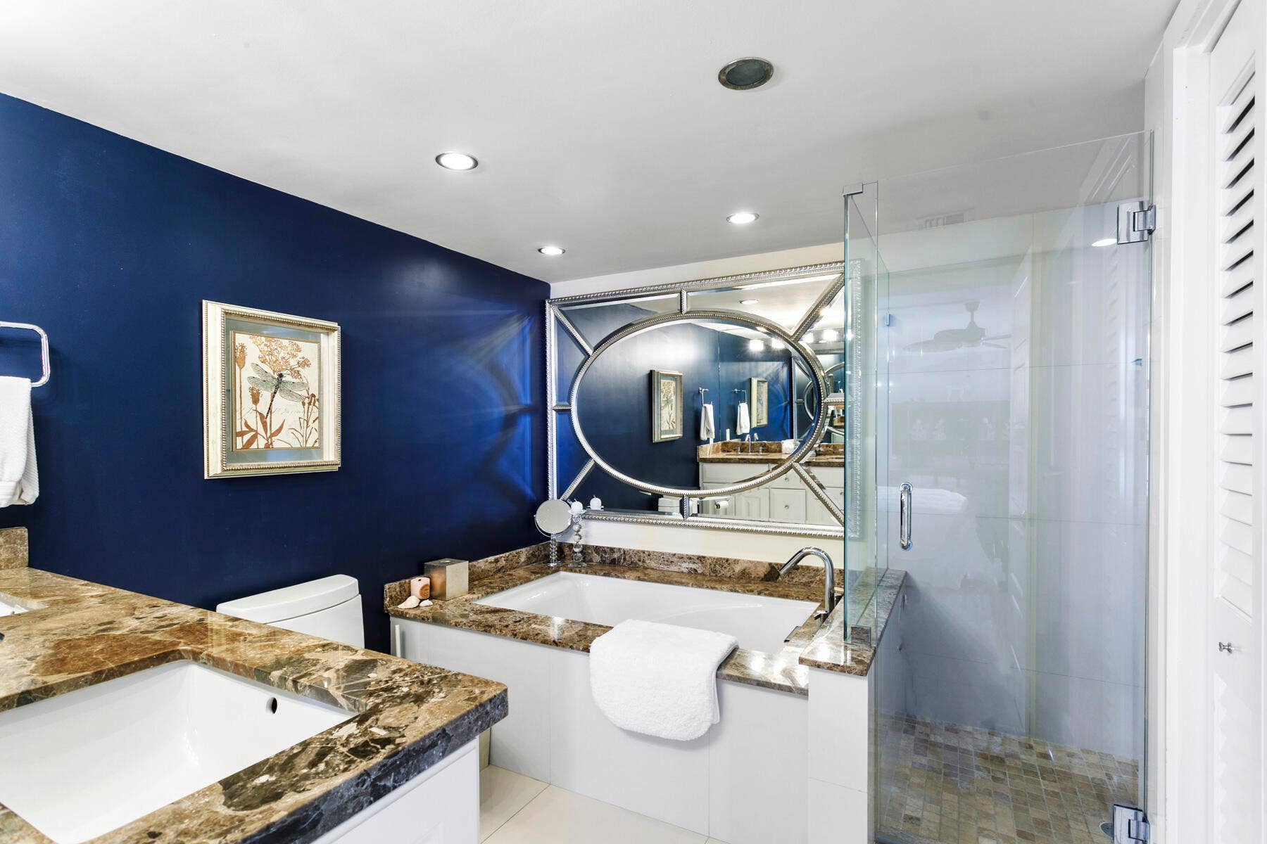5510 N Ocean Drive, #12a, Singer Island, FL 33404 Master Bath pic 1