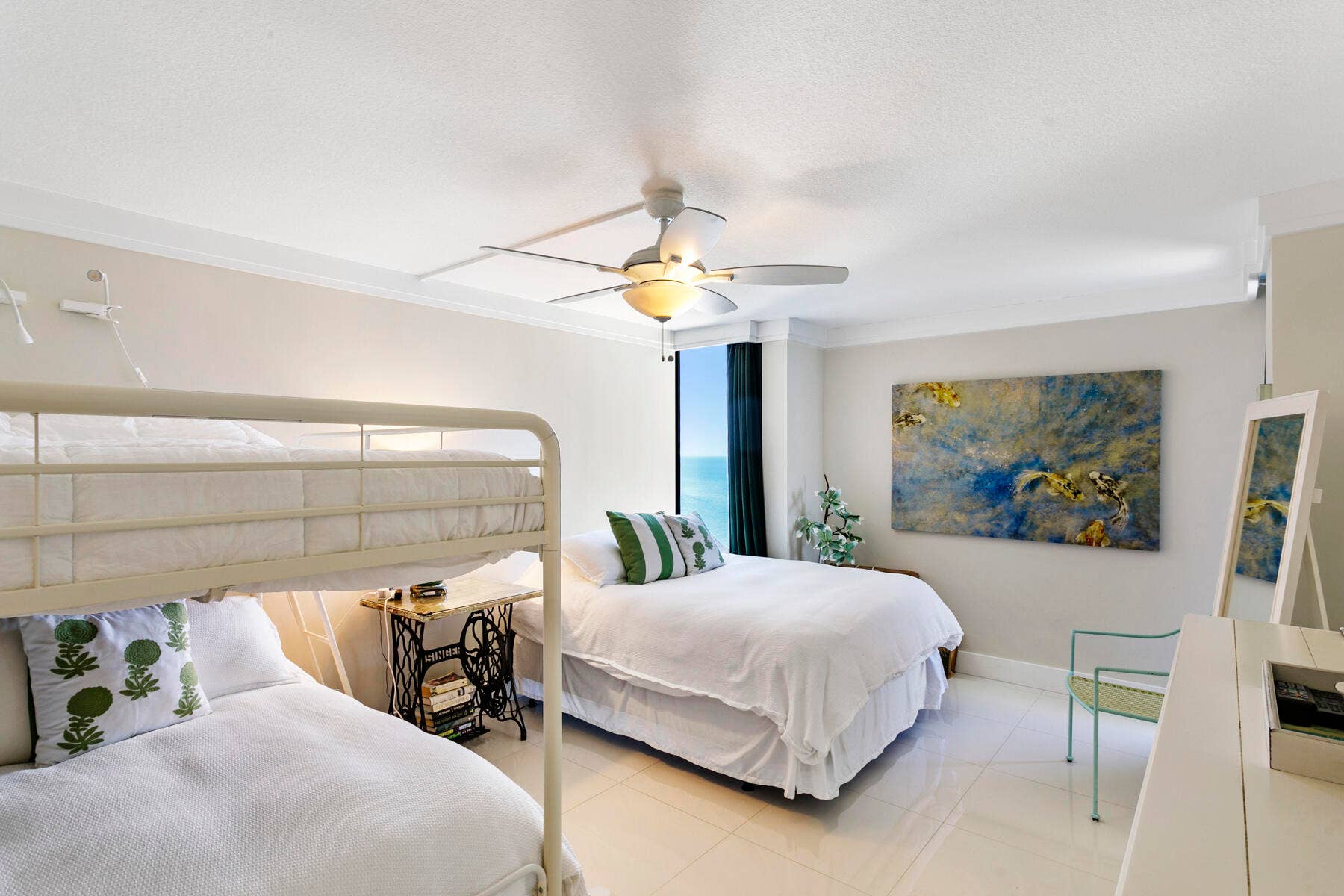 5510 N Ocean Drive, #12a, Singer Island, FL 33404 Guest bedroom pic 2