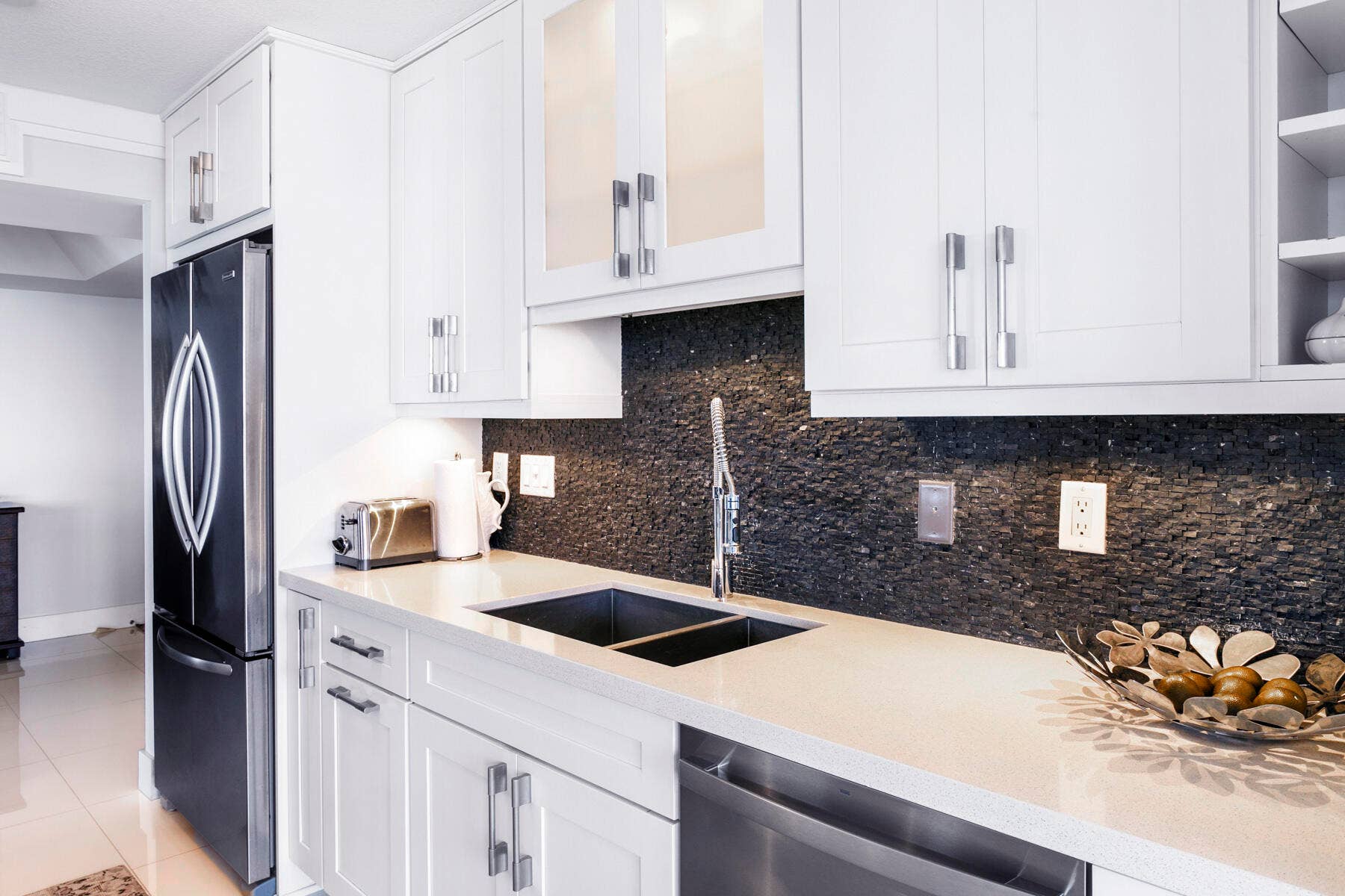 5510 N Ocean Drive, #12a, Singer Island, FL 33404 Kitchen pic 2