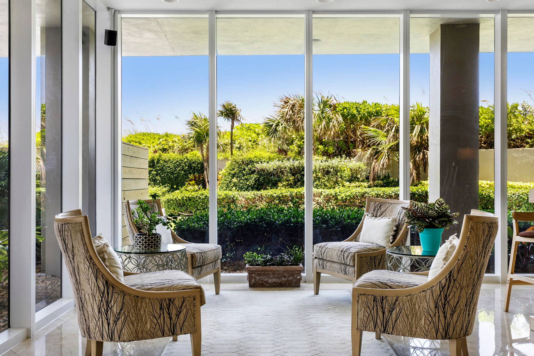 5510 N Ocean Drive, #12a, Singer Island, FL 33404 Building Lobby
