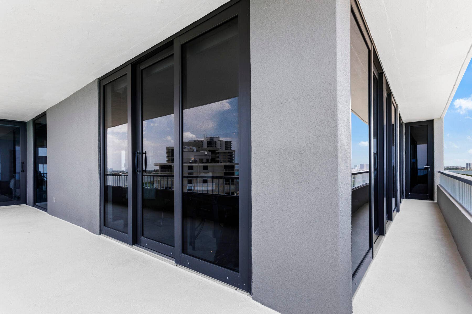 5510 N Ocean Drive, #12a, Singer Island, FL 33404 Wrap around balcony
