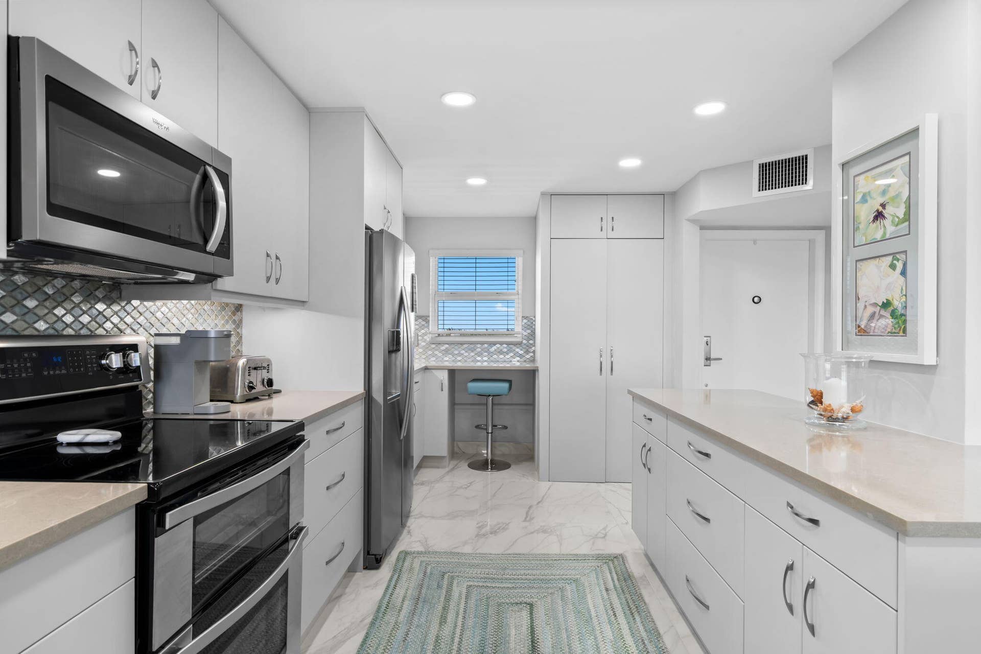 511 Bayshore Drive, #910, Fort Lauderdale, FL 33304 10-web-or-mls-A7R00236 copy