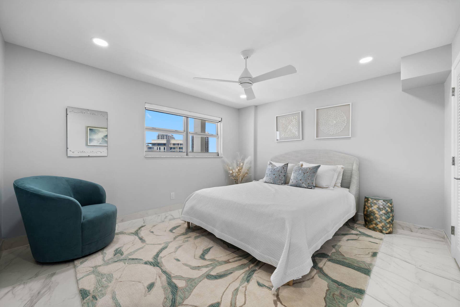 511 Bayshore Drive, #910, Fort Lauderdale, FL 33304 2-web-or-mls-A7R00180 copy