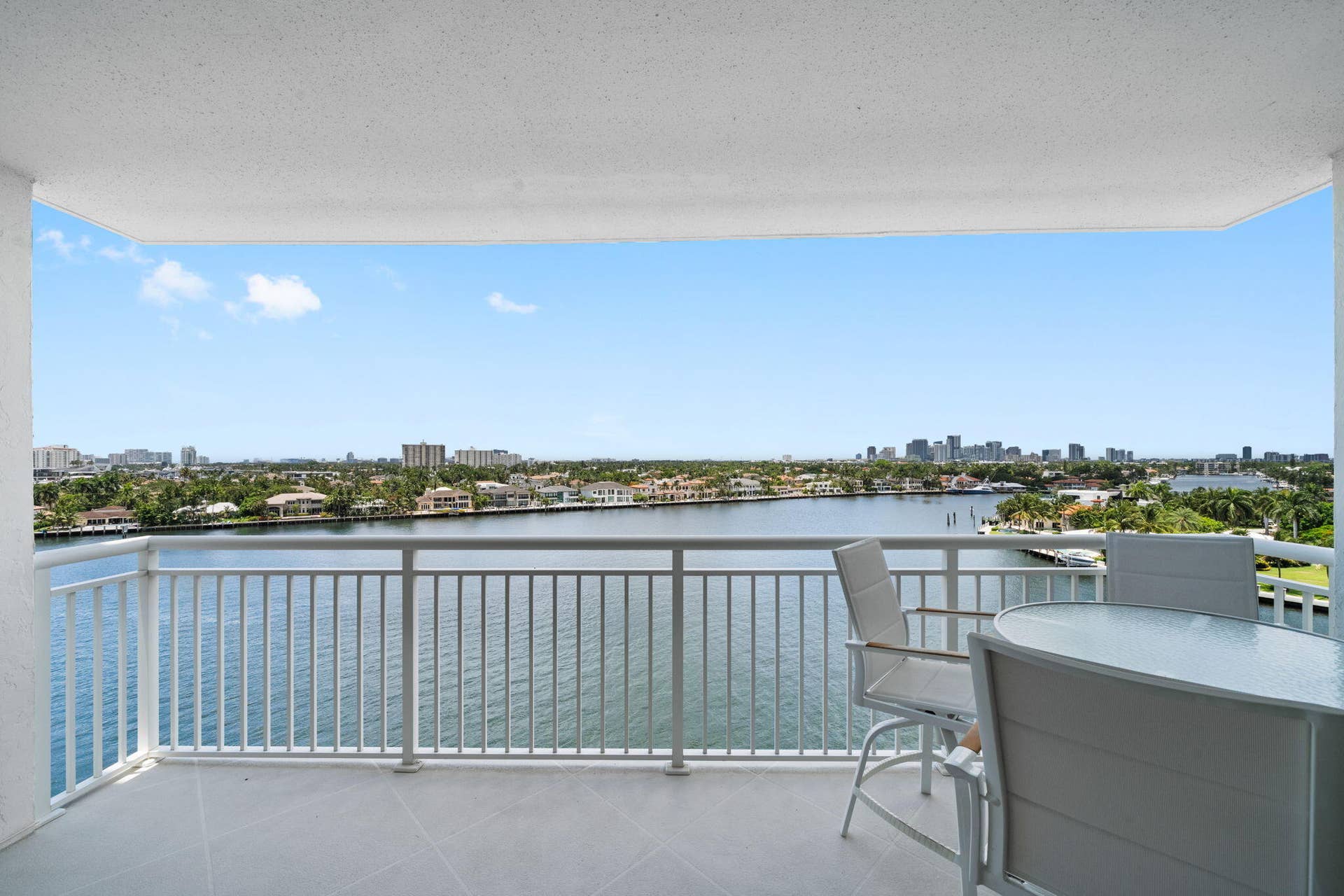 511 Bayshore Drive, #910, Fort Lauderdale, FL 33304 25-web-or-mls-A7R00336 copy