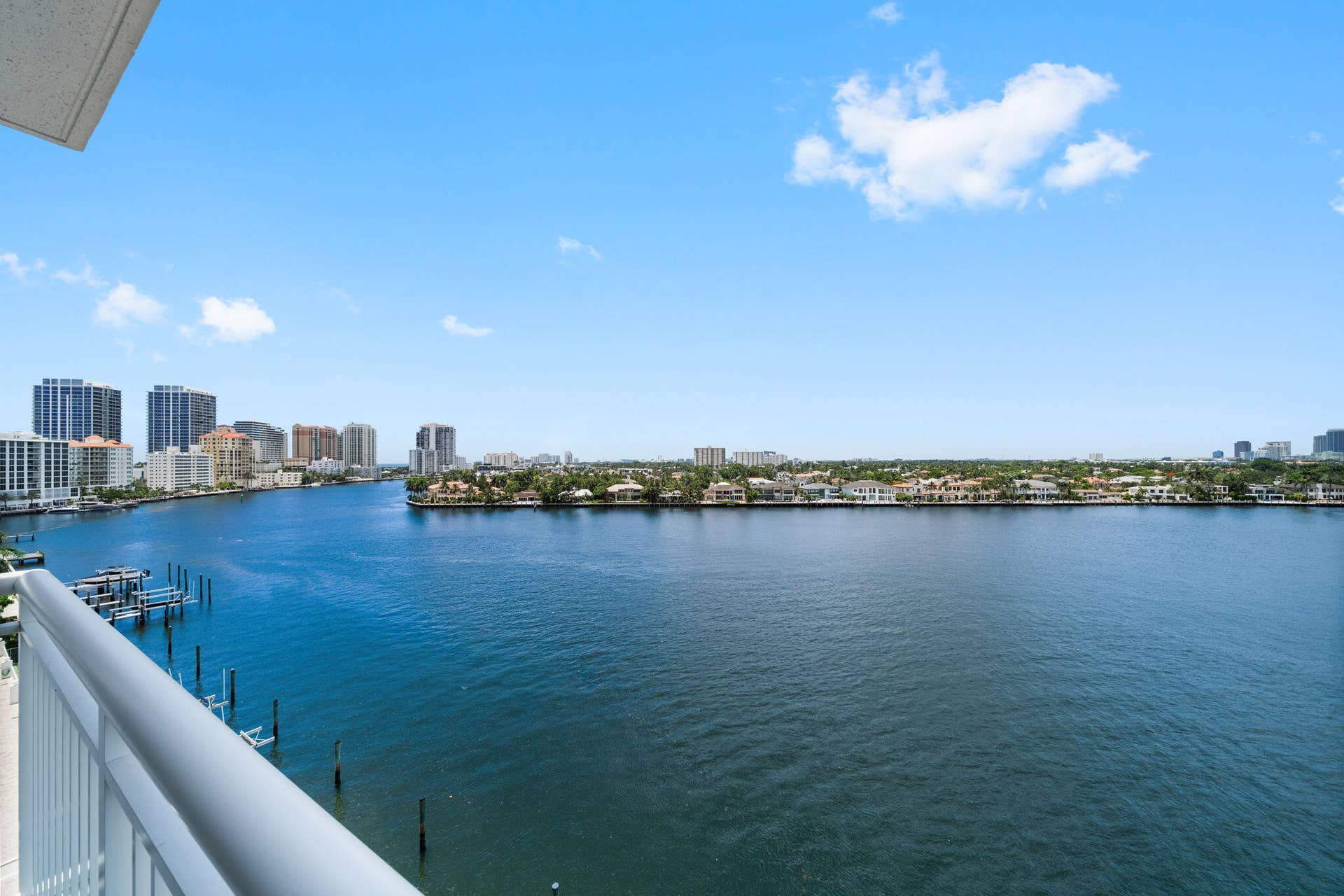 511 Bayshore Drive, #910, Fort Lauderdale, FL 33304 24-web-or-mls-A7R00326 copy