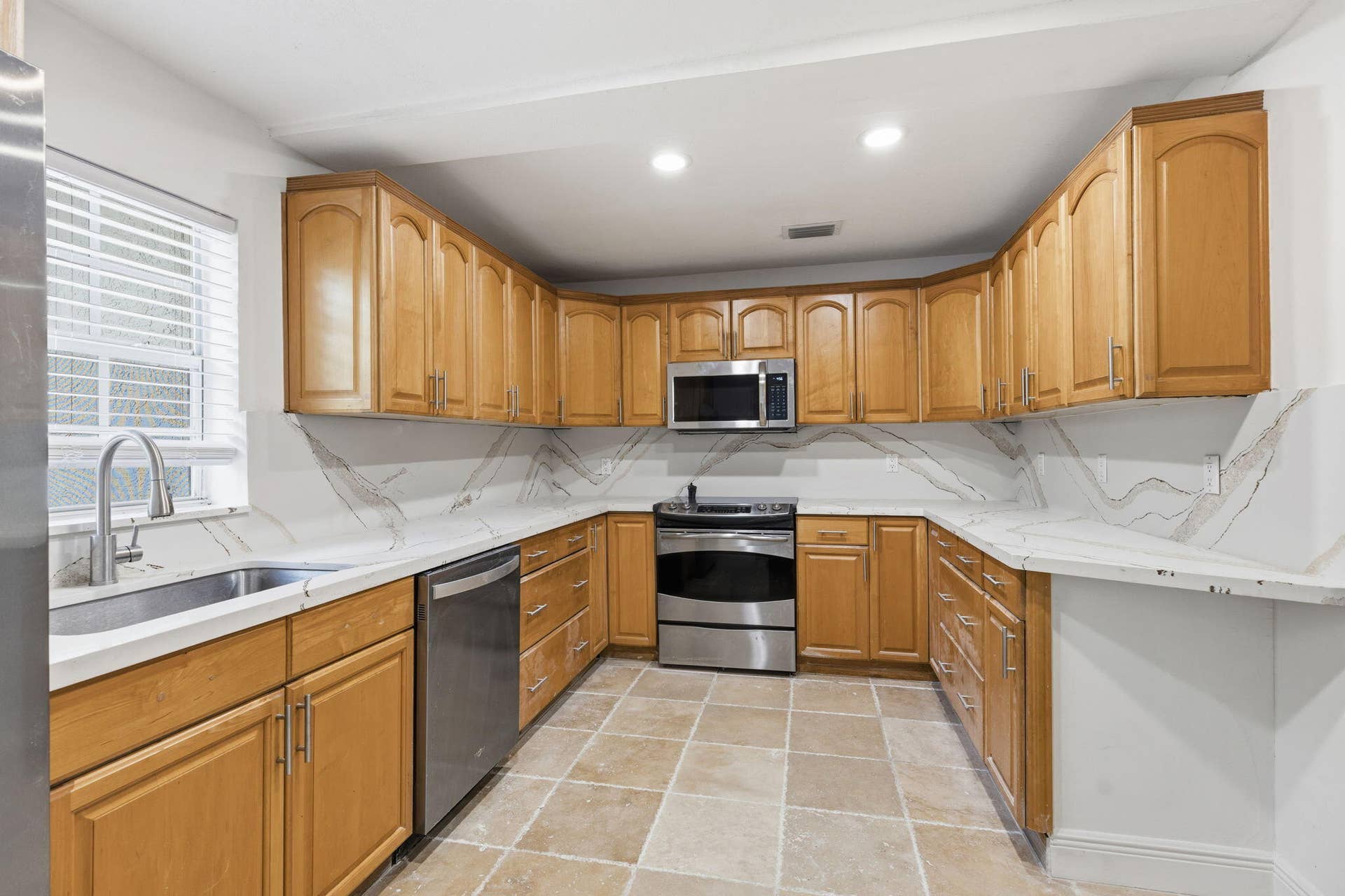 4793 Badger Avenue, West Palm Beach, FL 33417 14-web-or-mls-AR Media 14