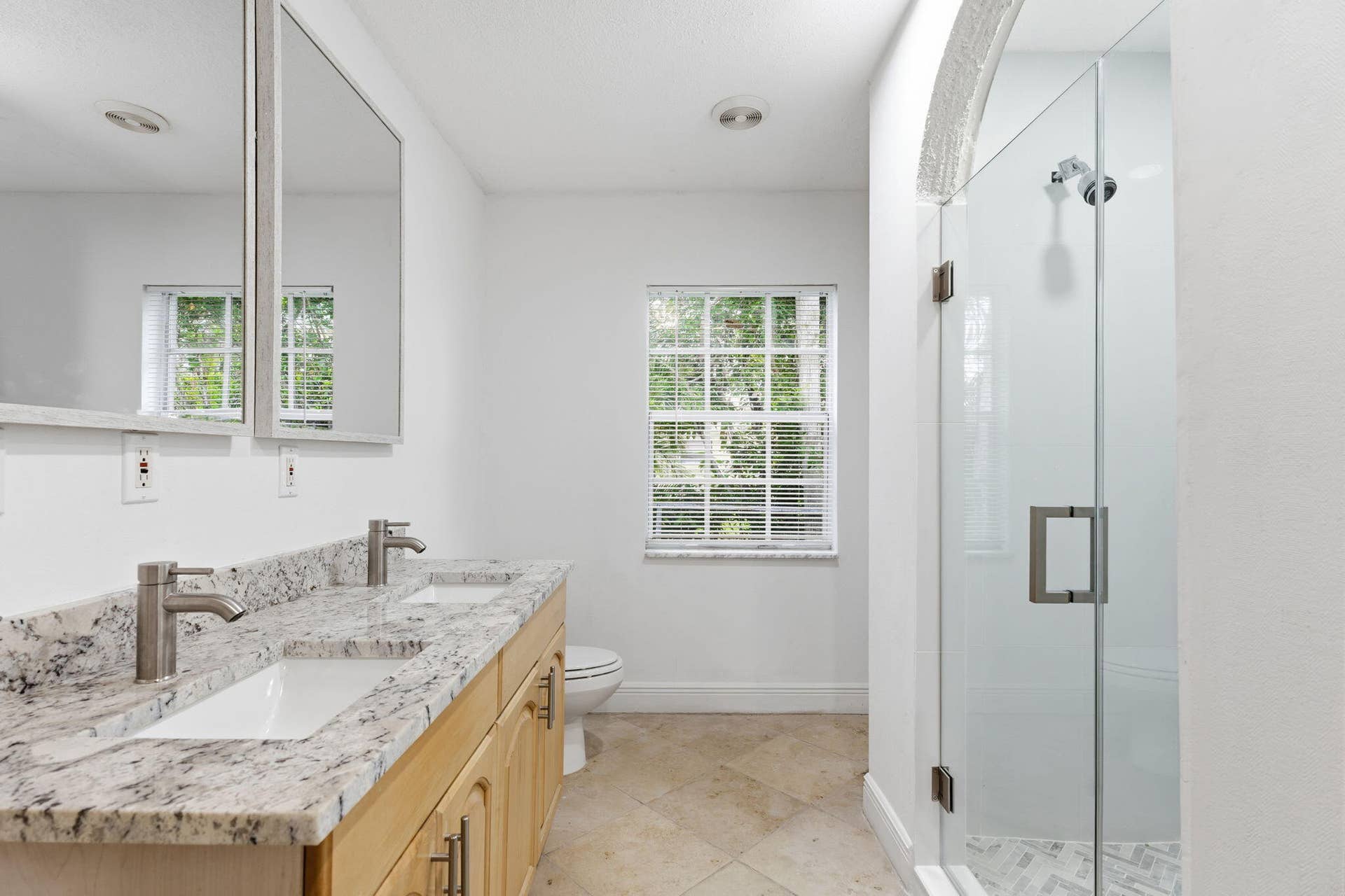 4793 Badger Avenue, West Palm Beach, FL 33417 25-web-or-mls-AR Media 25