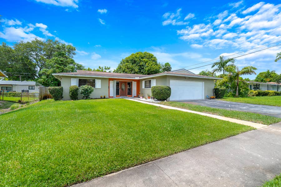 Property photo for 4460 NW 3rd Place, Plantation, FL