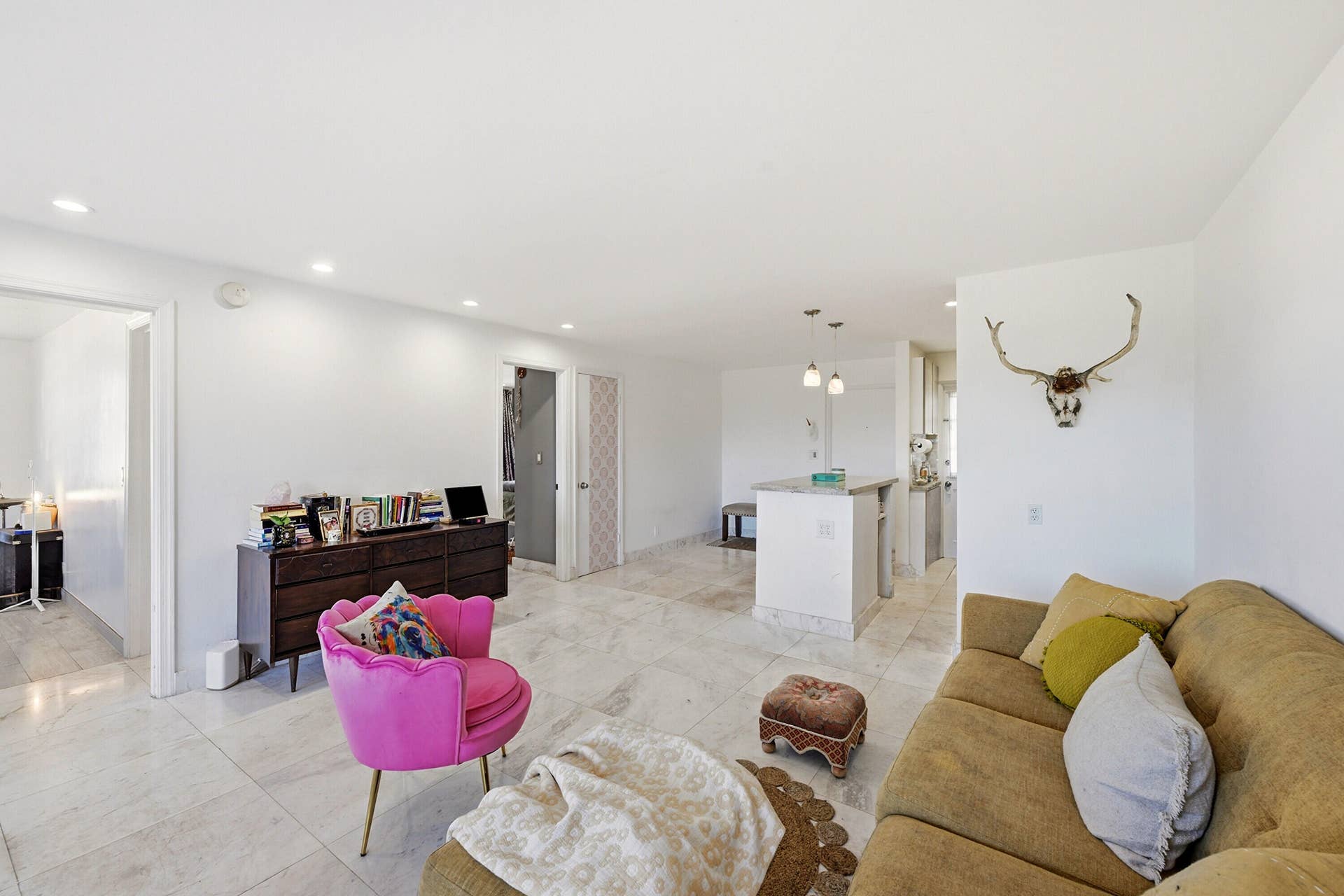 2420 SE 17th Street, #401c, Fort Lauderdale, FL 33316 Living area