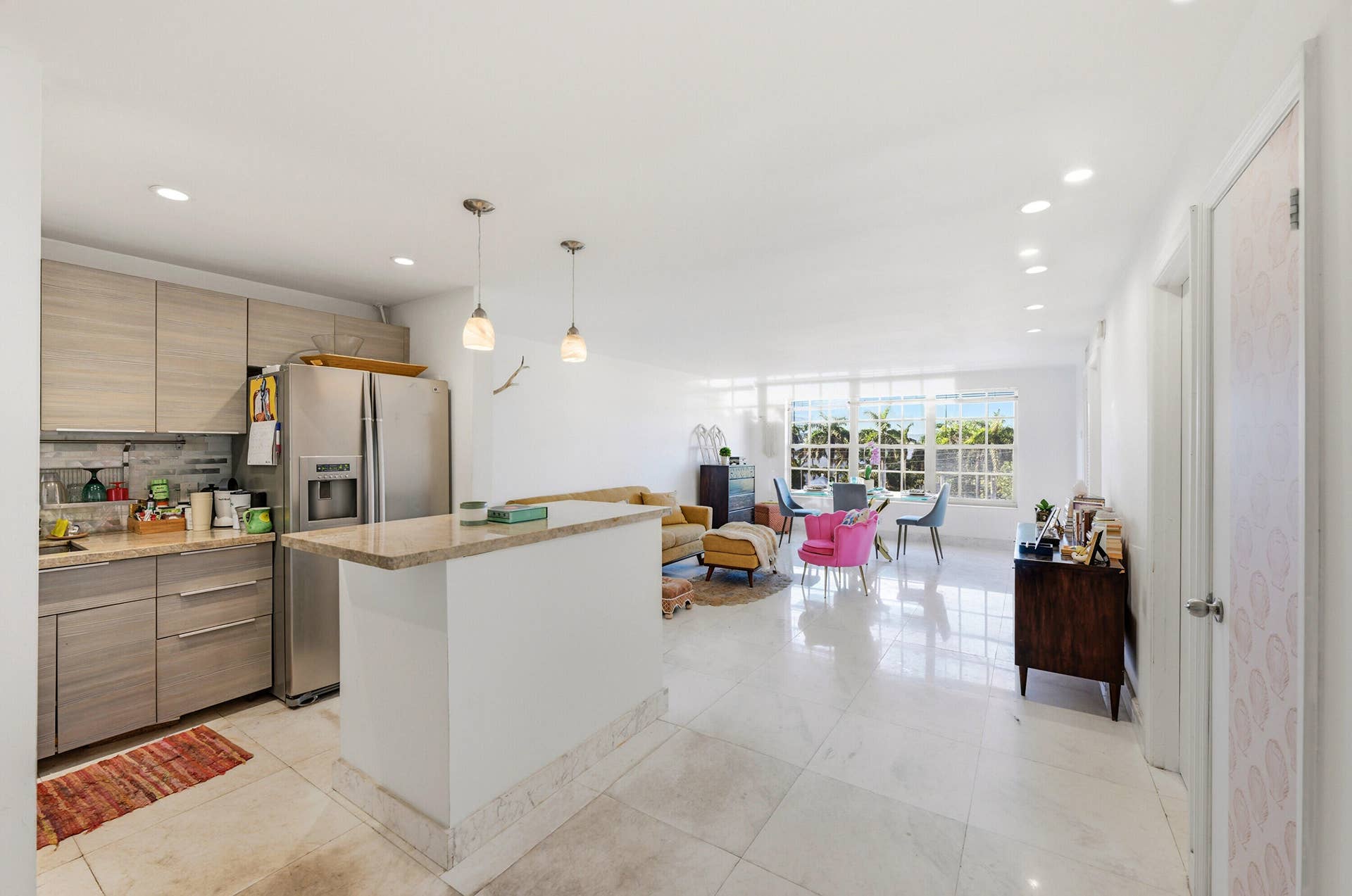 2420 SE 17th Street, #401c, Fort Lauderdale, FL 33316 Kitchen\Living area
