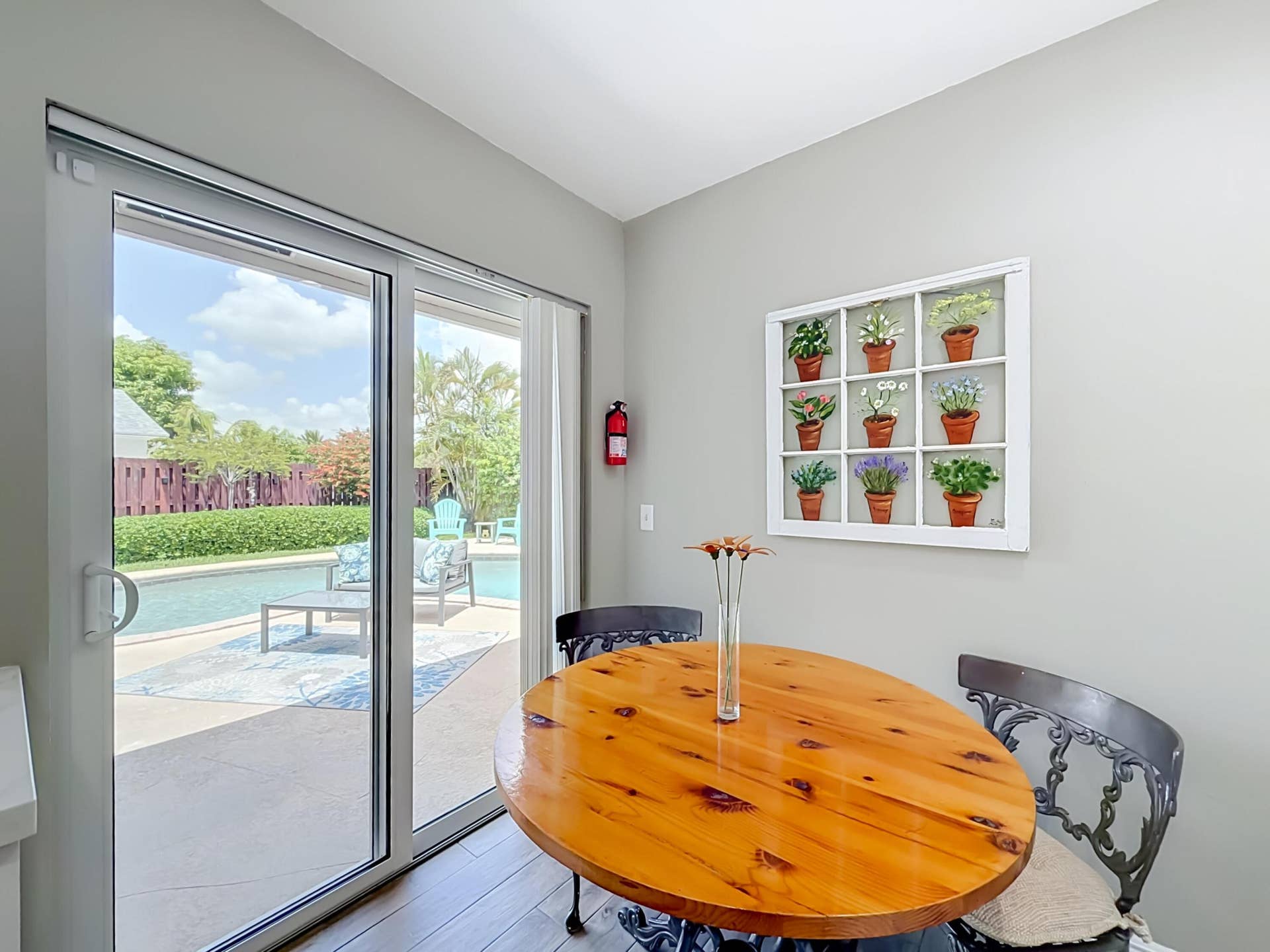 16751 Redwood Way, Weston, FL 33326 Breakfast nook with sliders to pool